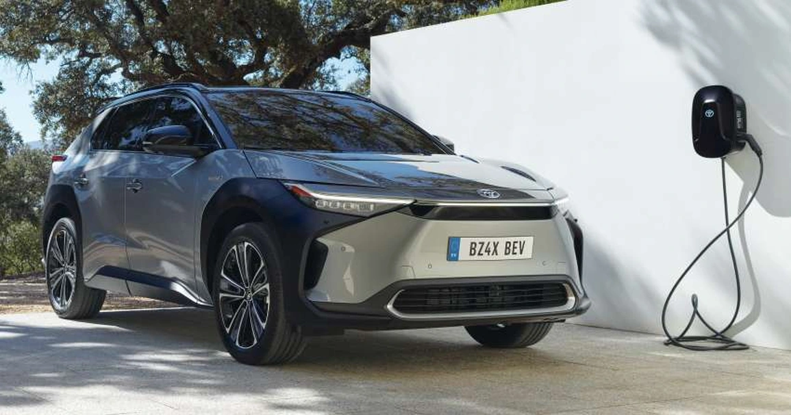 Toyota Đổi Tên Cho Mẫu Xe Điện Mới (1)